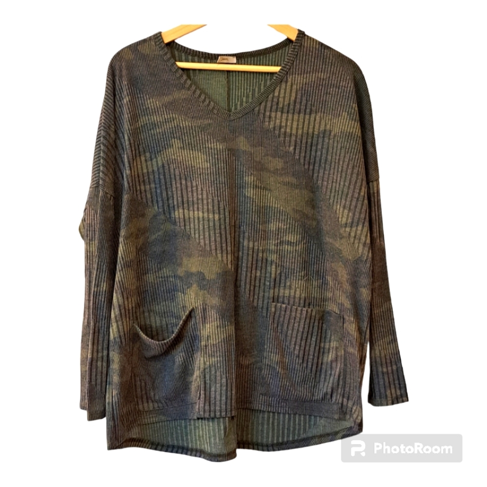 JODIFL EVERYDAY MIXED CAMO PRINT OVERSIZED FIT LIGHTWEIGHT DESIGN TOP - SZXL